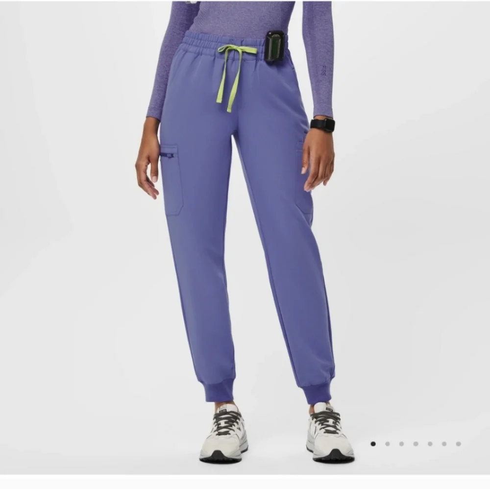 Figs  glassic jogger NWT size‎ xs